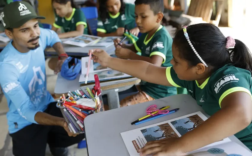 Brasil institui política nacional com foco na primeira infância