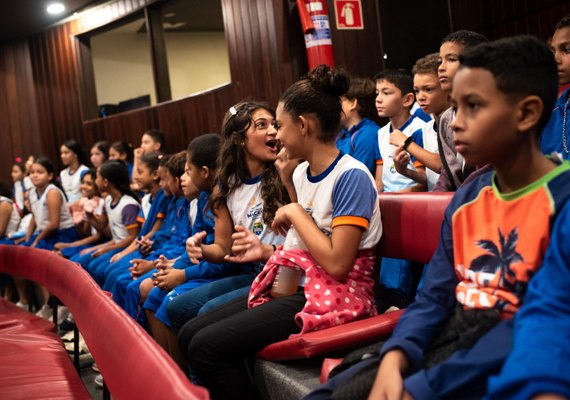 Aula de circo leva alegria e inclusão para estudantes da rede municipal de ensino