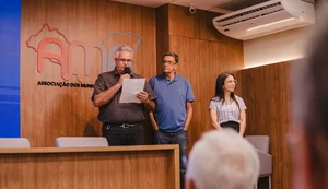 Funasa apresenta editais de saneamento a prefeitos alagoanos em reunião na AMA