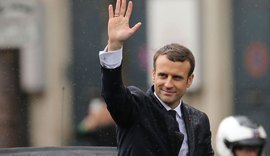 Macron toma posse como presidente e defende uma 'França forte'