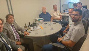 Ministério Público de Alagoas recebe empresários que temem falência