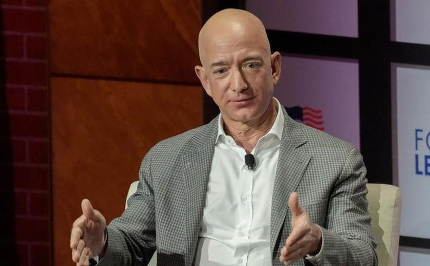 Jeff Bezos diz que Amazon trabalha em regulamentação de reconhecimento facial