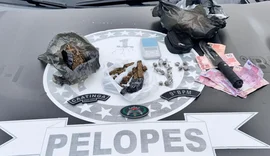 Homem é preso após tentar fugir da PM em Delmiro Gouveia com drogas e outros materiais