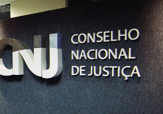 Resolução determina suspensão de trabalho presencial da Justiça