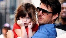 Tom Cruise volta a ver a filha depois de três anos e está namorando de novo
