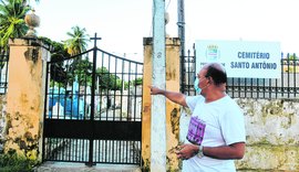 Cemitério de Santo Antônio em Bebedouro está abandonado