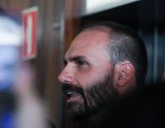 DPU defende rejeição de denúncia da PGR contra Eduardo Bolsonaro