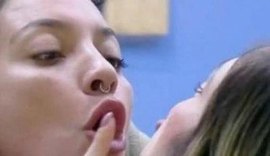 'A Fazenda 10': Gabi Prado quebra o pau com Nadja e Rafael Ilha