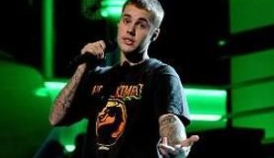 Bieber deixou mansão destruída e fedendo a maconha na Austrália