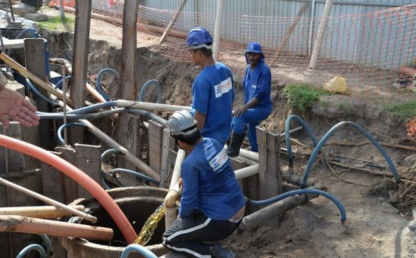 Obras do Programa Estadual de Esgotamento Sanitário avançam em Maceió