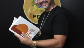Policial penal de AL tem artigo sobre o papel da laborterapia dentro dos presídios publicado em livro