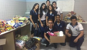 Alunos arrecadam mais de uma tonelada e meia de donativos durante campanha solidária