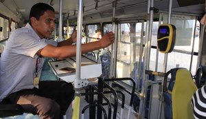 Profissão de cobrador deve deixar de existir em Maceió