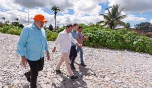 George Santoro visita obra do VLT em Arapiraca