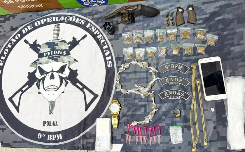 Jovem é preso com arma de fogo e drogas durante patrulhamento da PM em Delmiro Gouveia