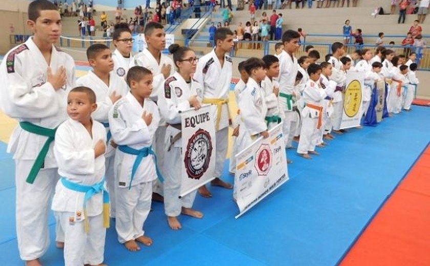 Centenas de atletas participam da segunda etapa do Alagoano de Judô