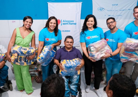 Alagoas Sem Fome doa uma tonelada de alimentos à Associação de Pessoas com Deficiência