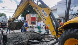 Prefeitura executa ações de drenagem para acabar com alagamentos em Maceió