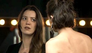 Imperdível! Fabiana rouba dinheiro de Josiane após mandar rival para a UTI