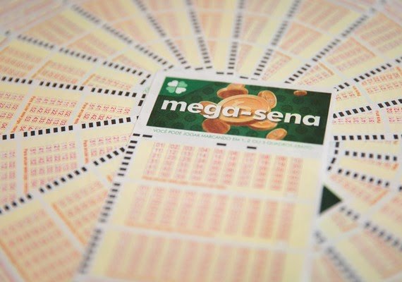 Mega-Sena sorteia nesta terça-feira prêmio acumulado em R$ 15 milhões