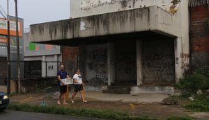Prédios abandonados preocupam população da capital