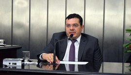 Deputados estaduais sabatinam procurador de Contas para vaga no TCE
