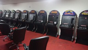 Polícia apreende mais de 50 máquinas de jogos de azar na Jatiúca e na Mangabeiras