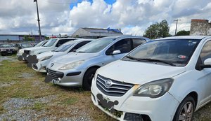 DER prepara novo leilão com mais de 400 veículos