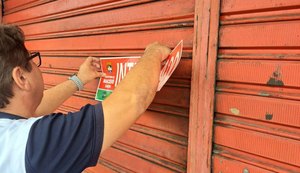 Vigilância Sanitária interdita farmácia em Chã de Bebedouro
