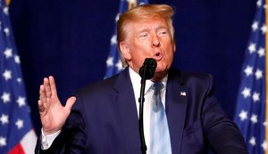 Donald Trump diz não estar preocupado com infecção pelo novo coronavírus