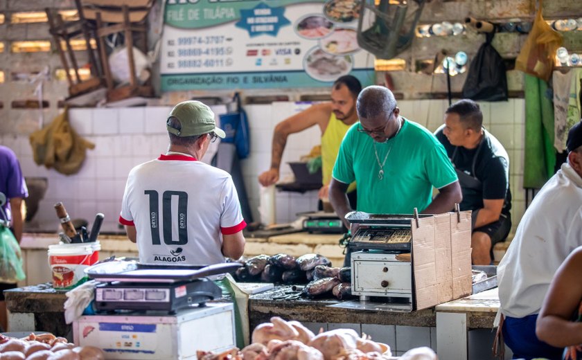 Mercados públicos e feiras livres vão abrir no dia de Nossa Senhora da Conceição