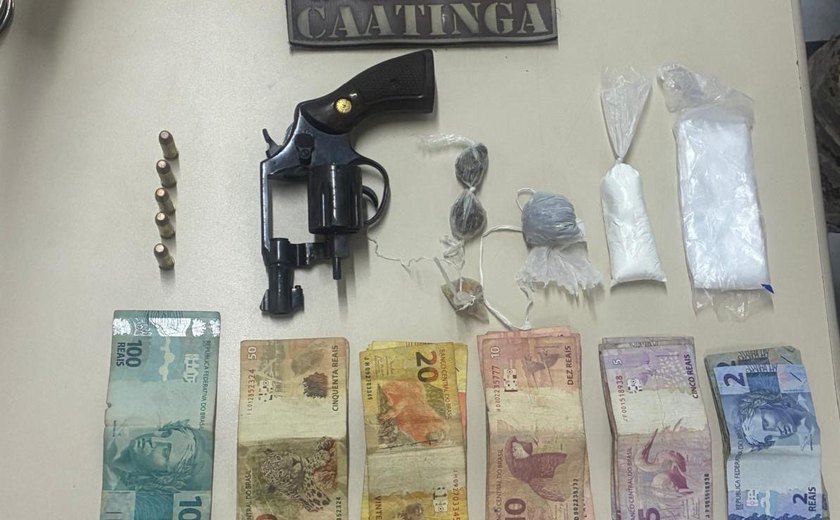 PM-AL flagra tráfico de drogas e porte ilegal de arma em ações no Sertão e Agreste