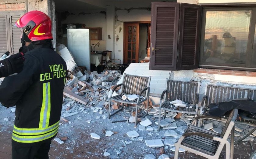 Terremoto na Sicília provoca deslocamento de pelo menos 600 pessoas