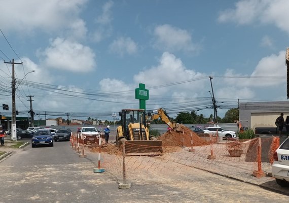 BRK inicia obra de reparo emergencial em adutora de água no Barro Duro