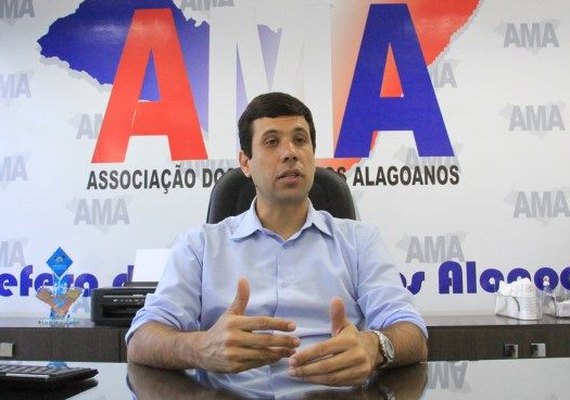 Para Hugo Wanderley, educação sufoca orçamentos municipais