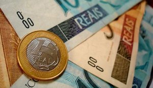 Moeda estadunidense: dólar oscila nesta terça-feira (29)