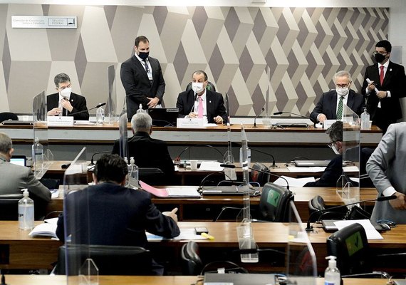 CPI da Covid investiga suspeita de mensalão de propinas no Ministério da Saúde