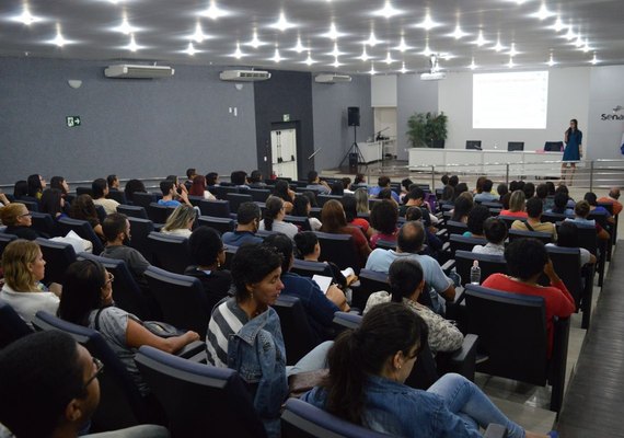 Em Maceió, formação discute autismo e educação inclusiva