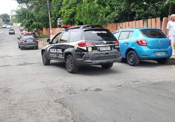 Parentes de vítimas de queda de ônibus em João Monlevade desembarcam em BH