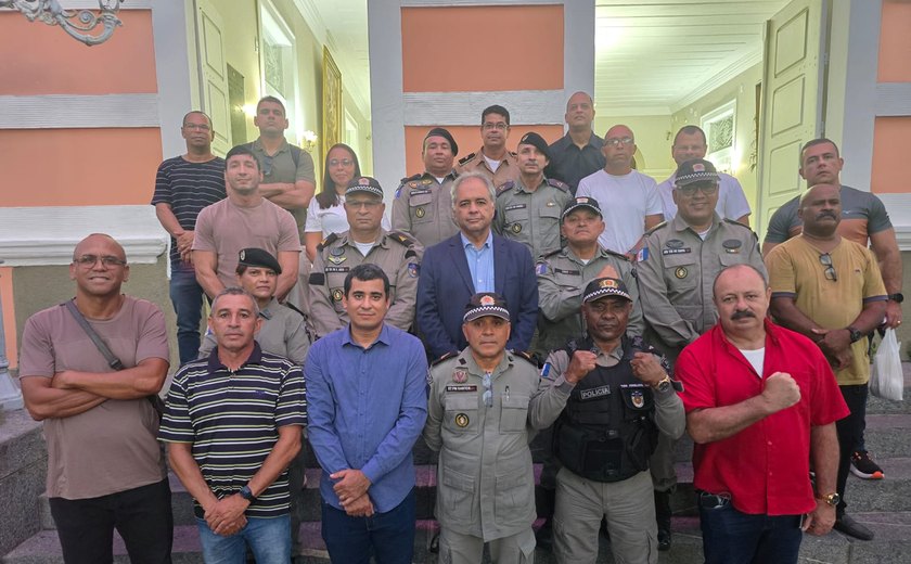 Deputado Silvio Camelo, líder do governo, articula apoio de militares para avanço de projetos da PM e Corpo de Bombeiros