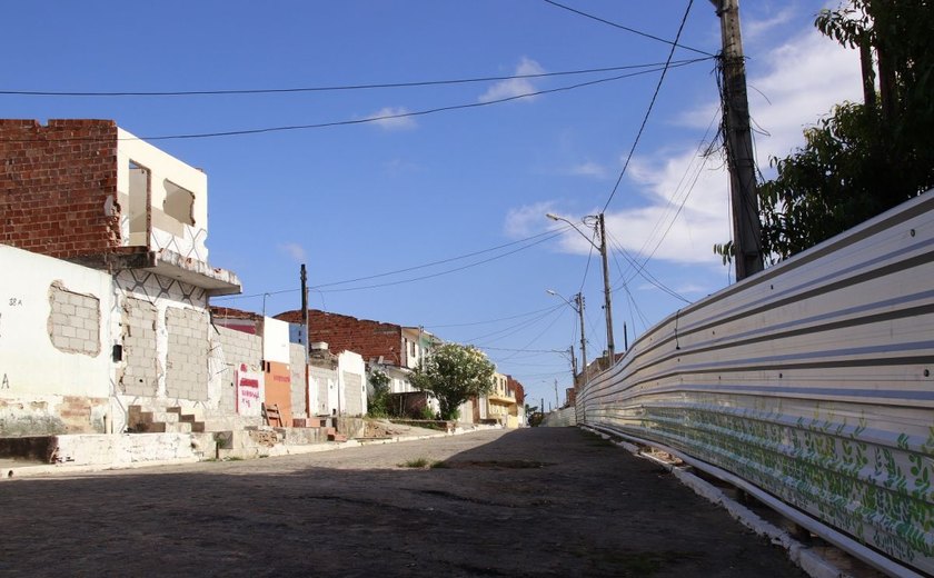 Defesa Civil de Maceió prepara nova versão do mapa de danos da mineração nos bairros