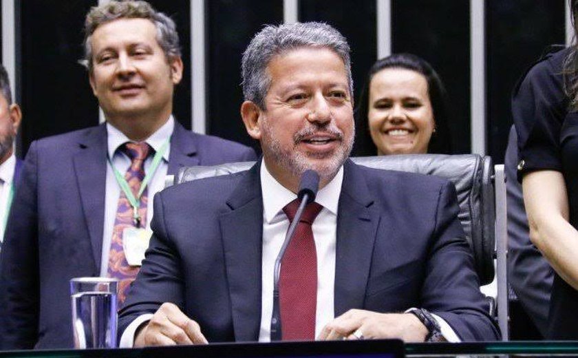 Arthur Lira defende reforma tributária que faça o Brasil ser 'mais inclusivo em questões sociais'