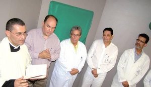 Santacoop homenageia médico ao inaugurar novo posto de apoio