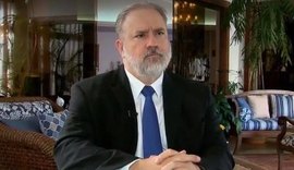 Canetada de Aras liberou salários de até R$ 471 mil no MPF em dezembro