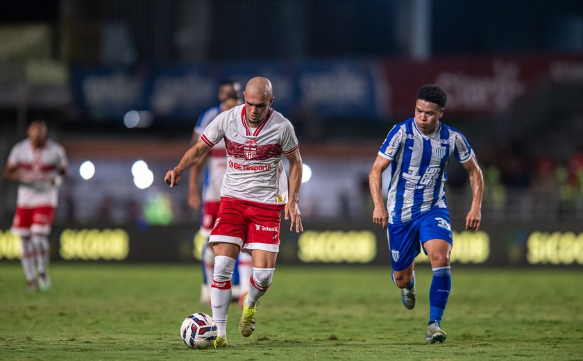 CRB encara a Ferroviária nesta segunda-feira no Rei Pelé