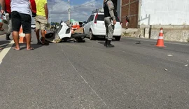 Idoso morre em acidente envolvendo motocicleta e carro na AL-220, em Arapiraca