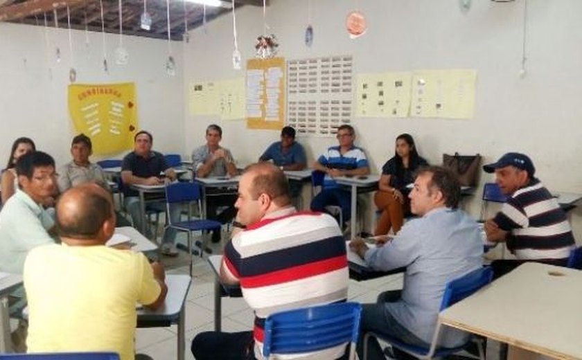 Crescimento de carcinicultura é discutida em Piaçabuçu