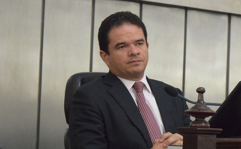 Marcelo Victor recebe apoio de 20 deputados para presidir ALE