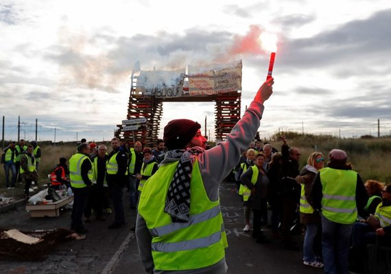 Protestos na França reuniram 125 mil pessoas e já têm 1.385 detidos