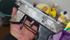 Operação policial em Maragogi apreende submetralhadora e prende suspeito por tráfico de drogas